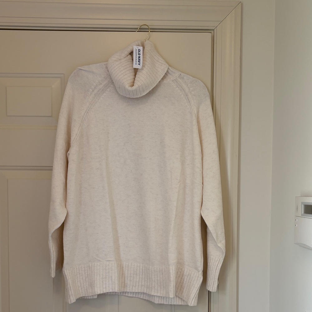 Old Navy Chalk Heather SoSoft Turtleneck Sweater/NWT/XL - Picture 14 of 15